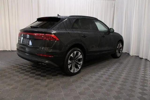 2025 Audi Q8 Premium 55 TFSI quattro