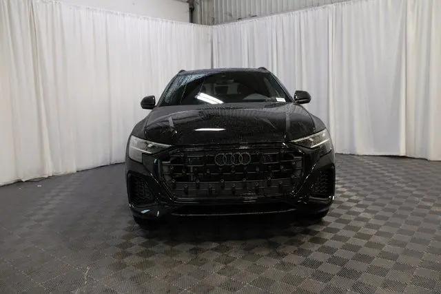 2025 Audi Q8 Premium 55 TFSI quattro