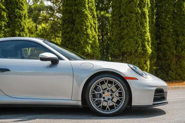 2025 Porsche 911 Carrera T