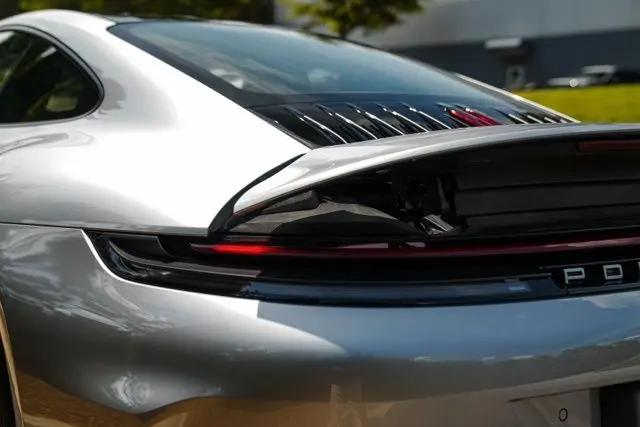 2025 Porsche 911 Carrera T