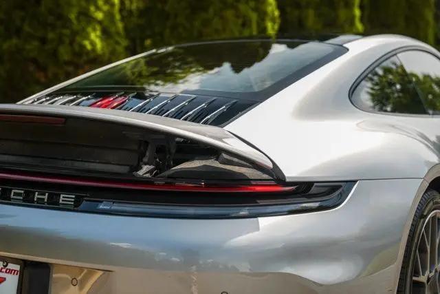 2025 Porsche 911 Carrera T