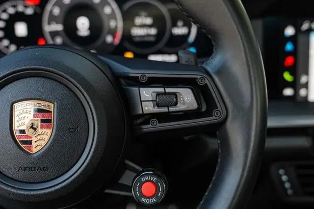 2025 Porsche 911 Carrera T