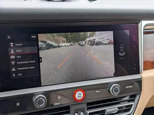 2023 Porsche Macan T