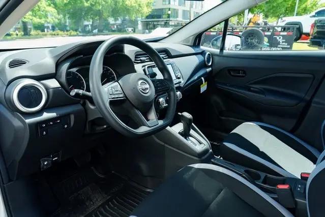 2025 Nissan Versa 1.6 S