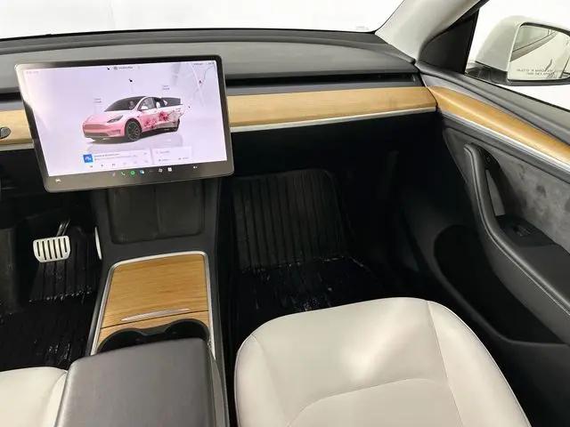 2024 Tesla Model Y Performance