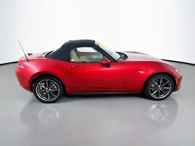 2016 Mazda MX-5 Grand Touring