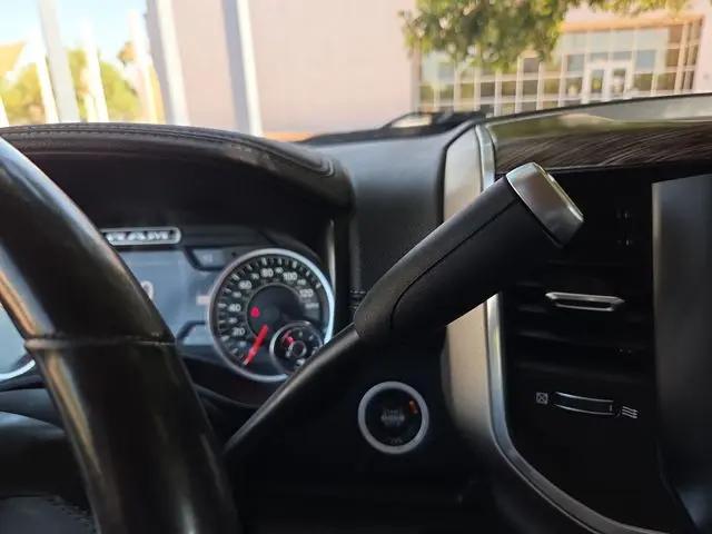 2020 Jeep Ram 2500 Laramie Crew Cab 4x4 64 Box