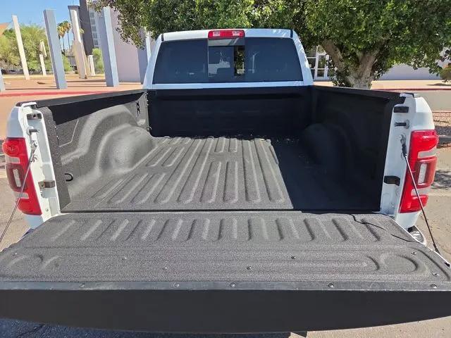 2020 Jeep Ram 2500 Laramie Crew Cab 4x4 64 Box