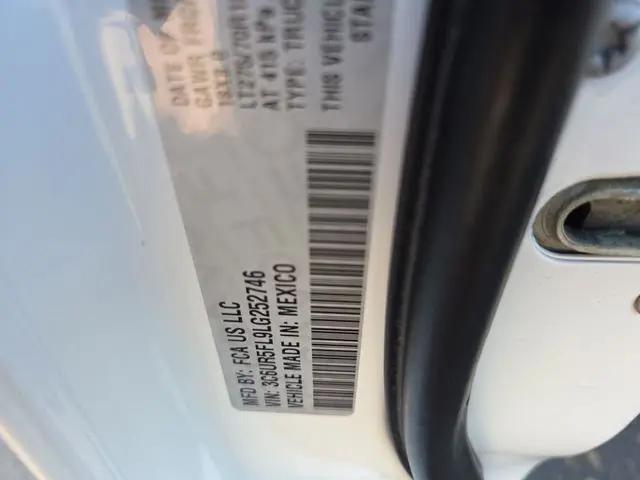 2020 Jeep Ram 2500 Laramie Crew Cab 4x4 64 Box