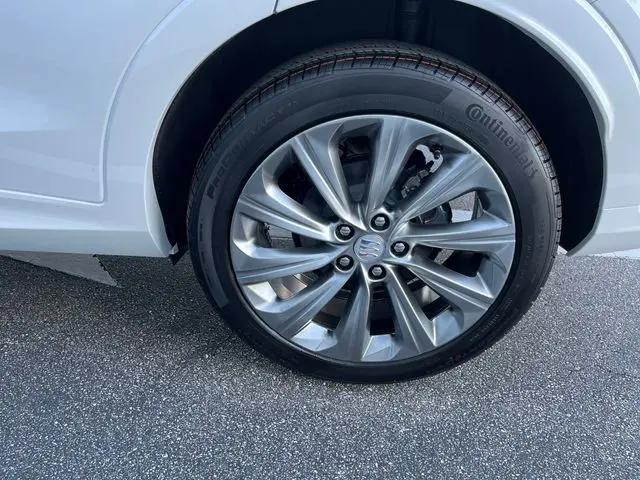 2026 Buick NV Avenir FWD