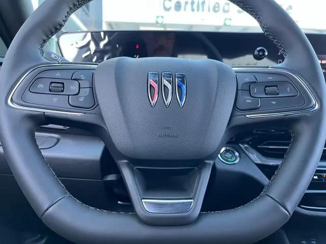 2026 Buick NV Avenir FWD