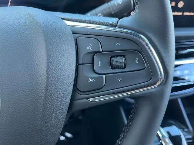 2026 Buick NV Avenir FWD