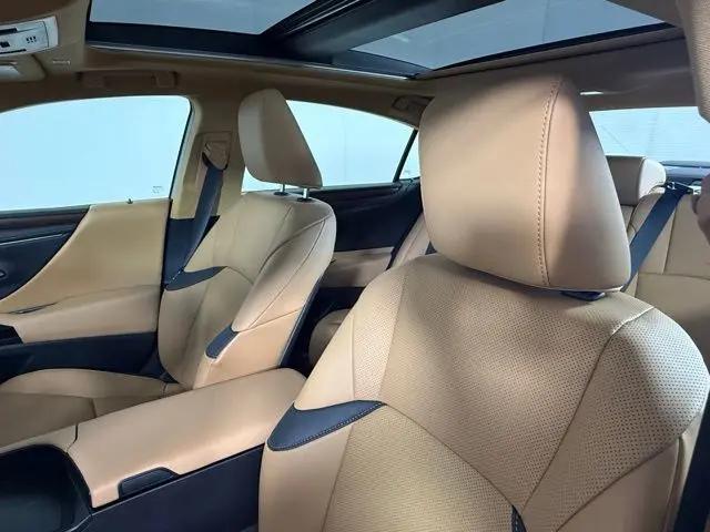 2025 Lexus ES ES 350
