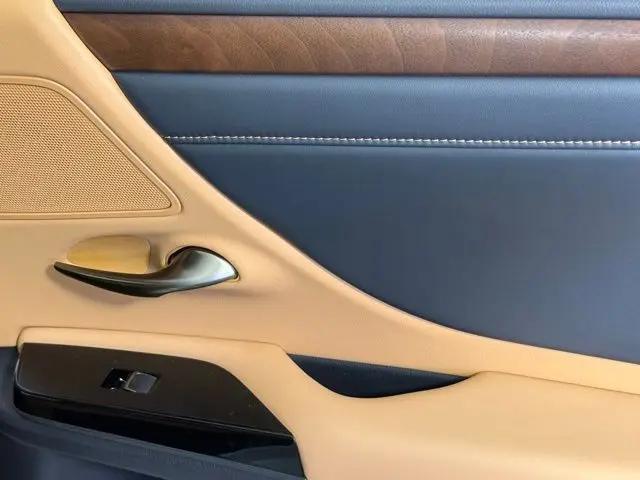 2025 Lexus ES ES 350