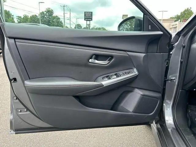 2023 Nissan Sentra SR Xtronic CVT