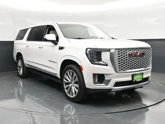 2022 GMC Yukon XL 4WD Denali for sale in Sterling, IL