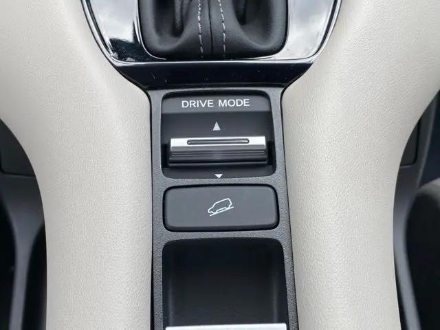 2024 Honda HR-V AWD LX