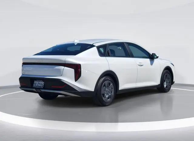 2025 Kia K4 LX