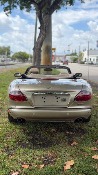 2003 Jaguar XK8 XK8
