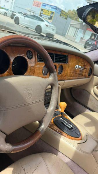 2003 Jaguar XK8 XK8
