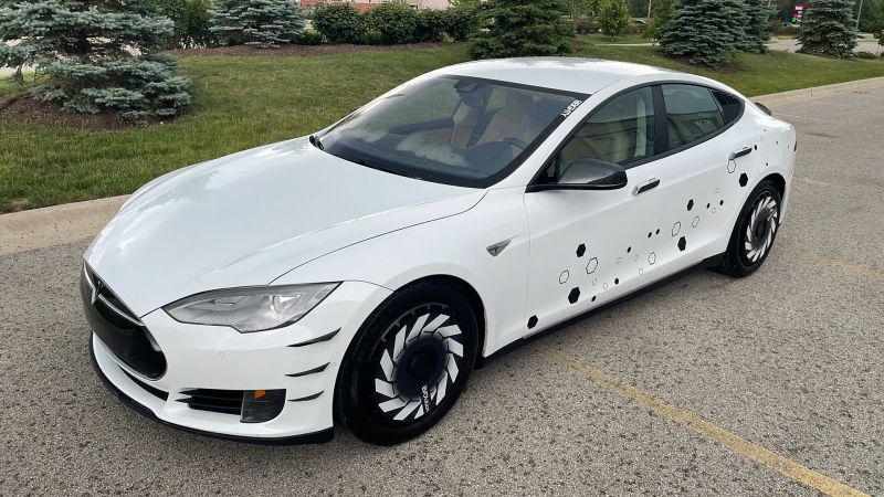 2015 Tesla Model S 85D