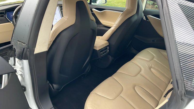 2015 Tesla Model S 85D