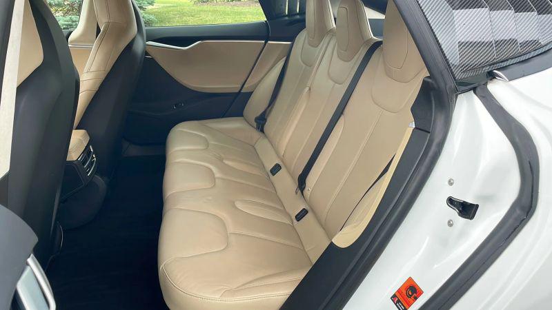 2015 Tesla Model S 85D