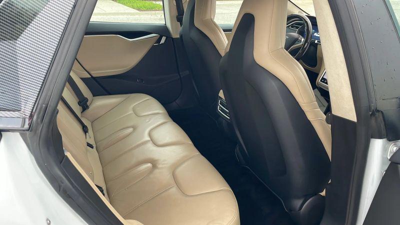 2015 Tesla Model S 85D