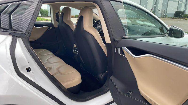 2015 Tesla Model S 85D