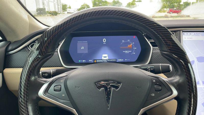 2015 Tesla Model S 85D