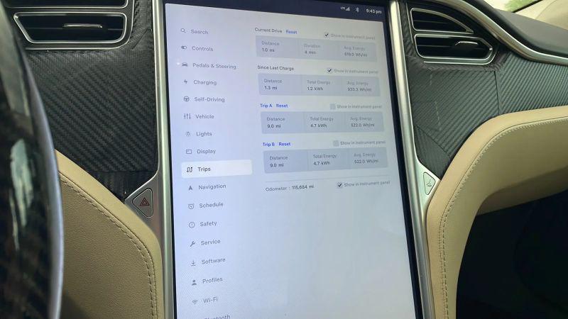 2015 Tesla Model S 85D