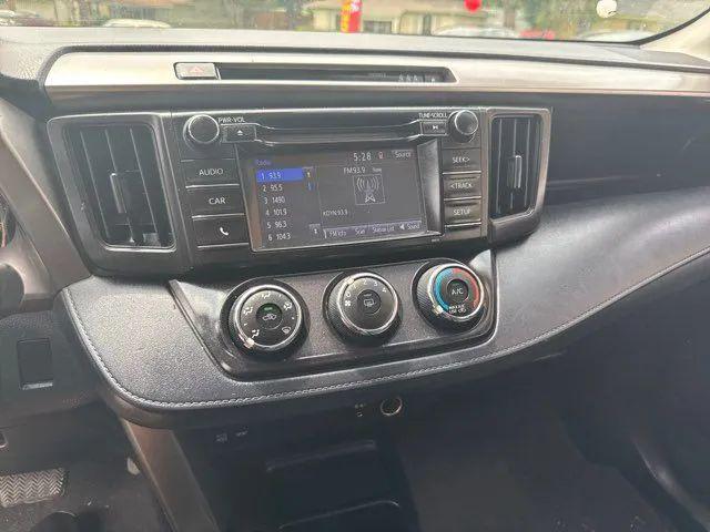2017 Toyota RAV4 LE