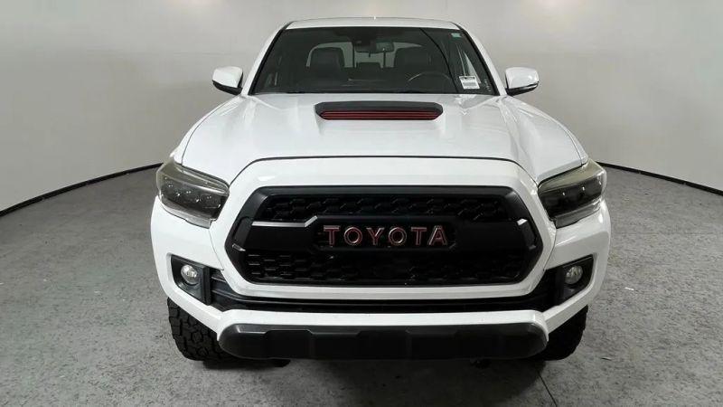 2018 Toyota Tacoma TRD Sport