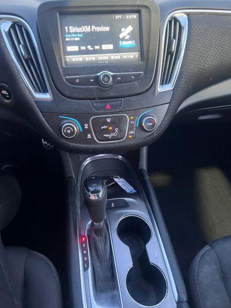 2017 Chevrolet Malibu 1LT