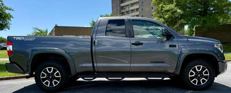 2019 Toyota Tundra SR5 5.7L V8
