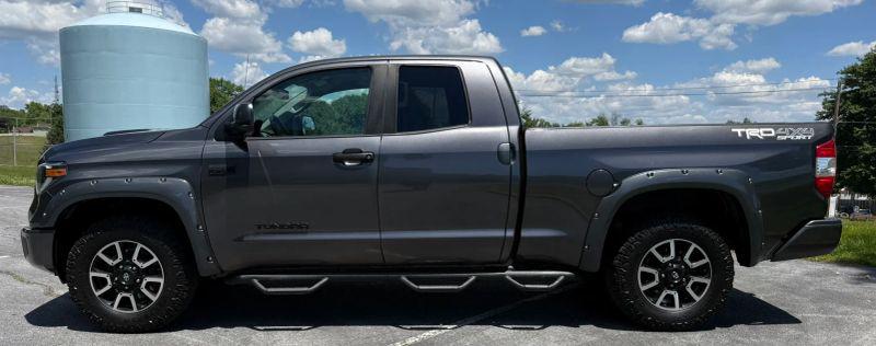 2019 Toyota Tundra SR5 5.7L V8