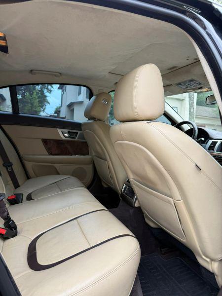 2015 Jaguar XF 3.0 Sport