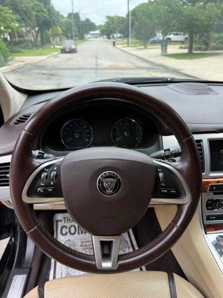 2015 Jaguar XF 3.0 Sport