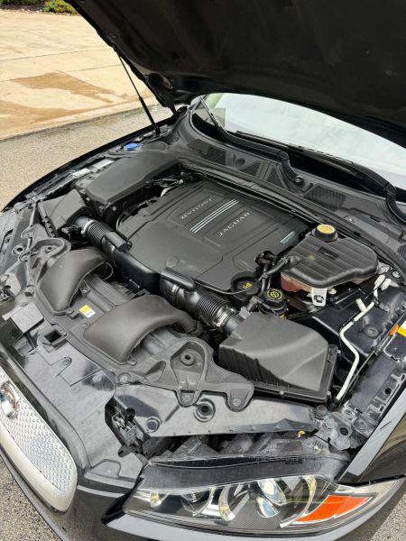 2015 Jaguar XF 3.0 Sport