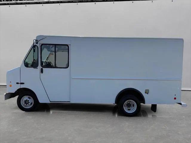 2013 Ford E-350 Stripped XL