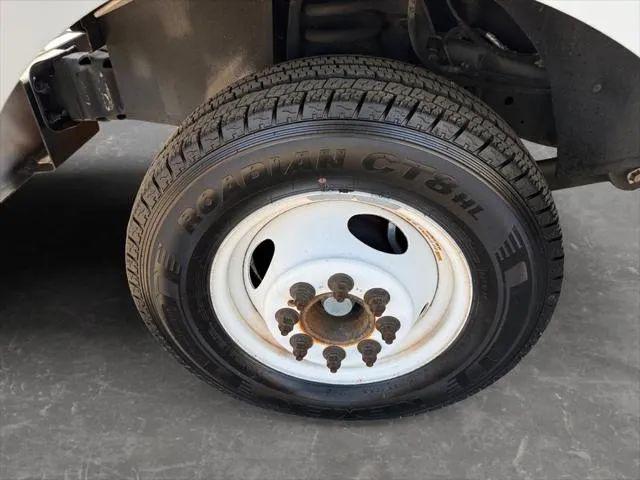 2013 Ford E-350 Stripped XL