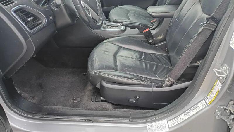 2014 Chrysler 200 Limited