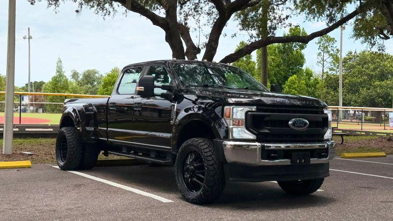 2022 Ford F-350 Platinum