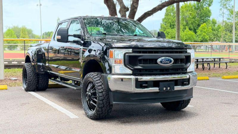 2022 Ford F-350 Platinum