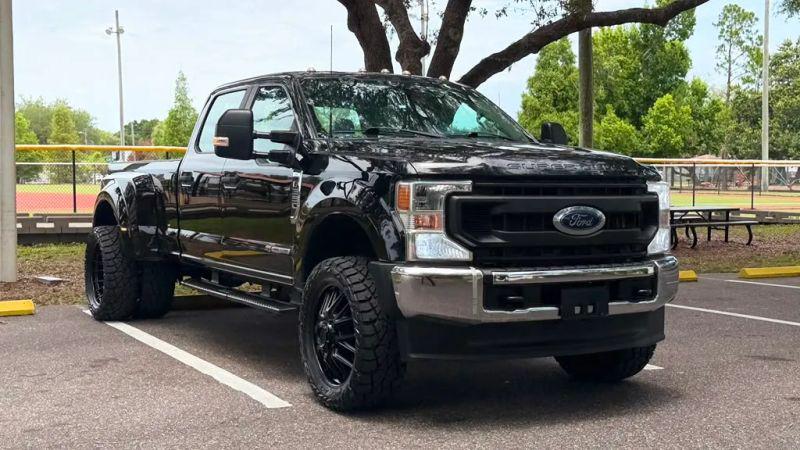 2022 Ford F-350 Platinum