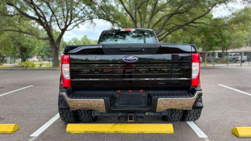 2022 Ford F-350 Platinum