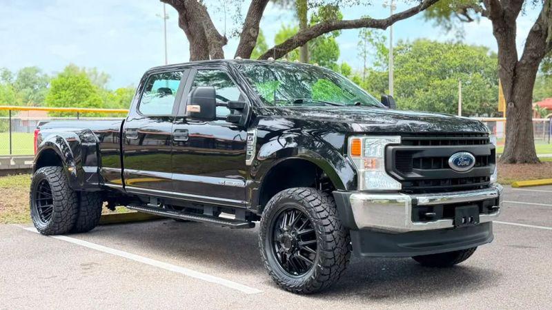 2022 Ford F-350 Platinum