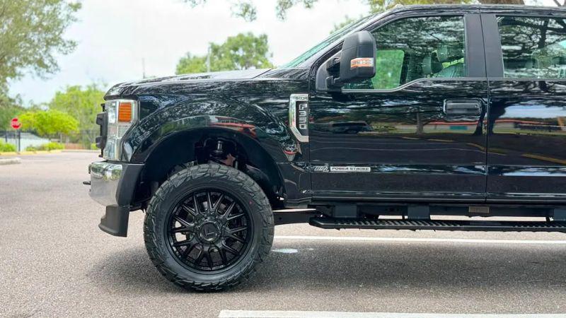 2022 Ford F-350 Platinum