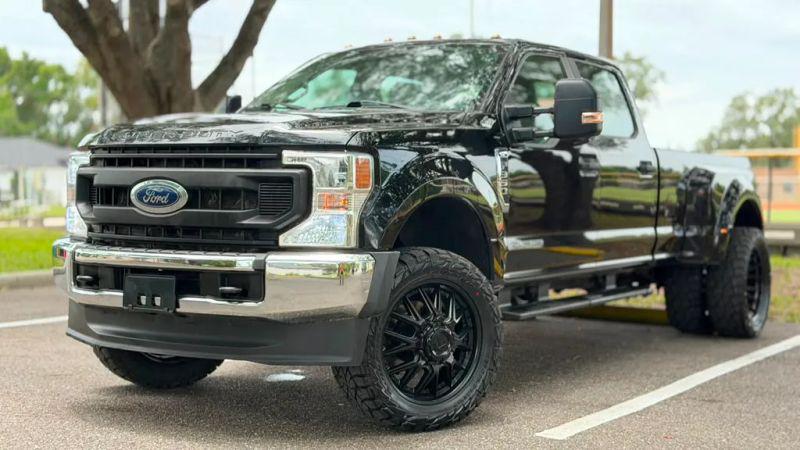 2022 Ford F-350 Platinum