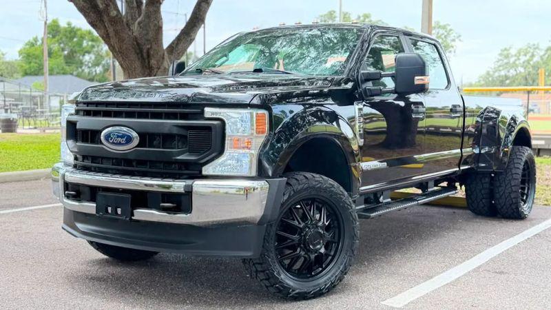 2022 Ford F-350 Platinum